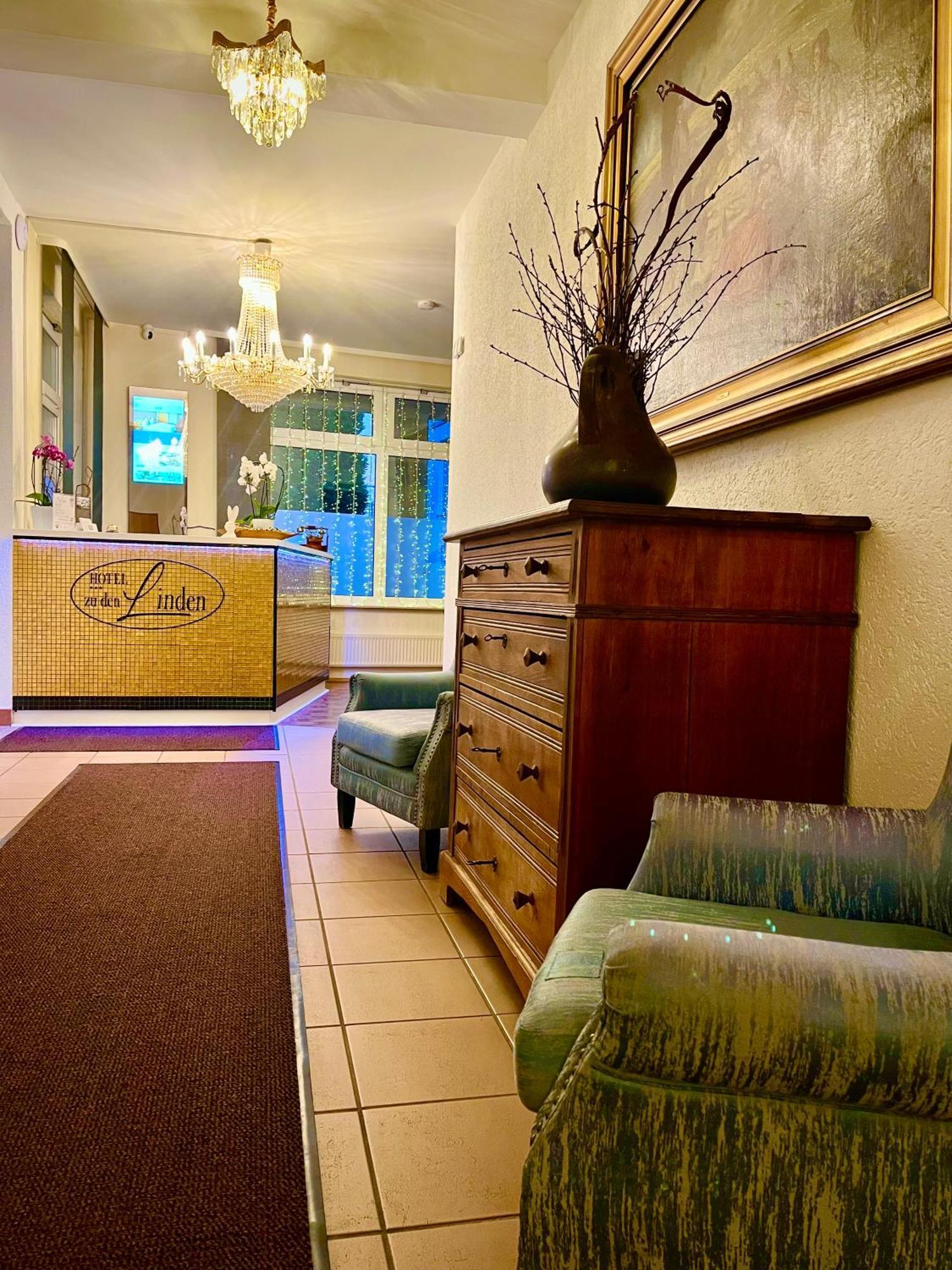 Hotel Zu Den Linden Wachtberg Екстер'єр фото